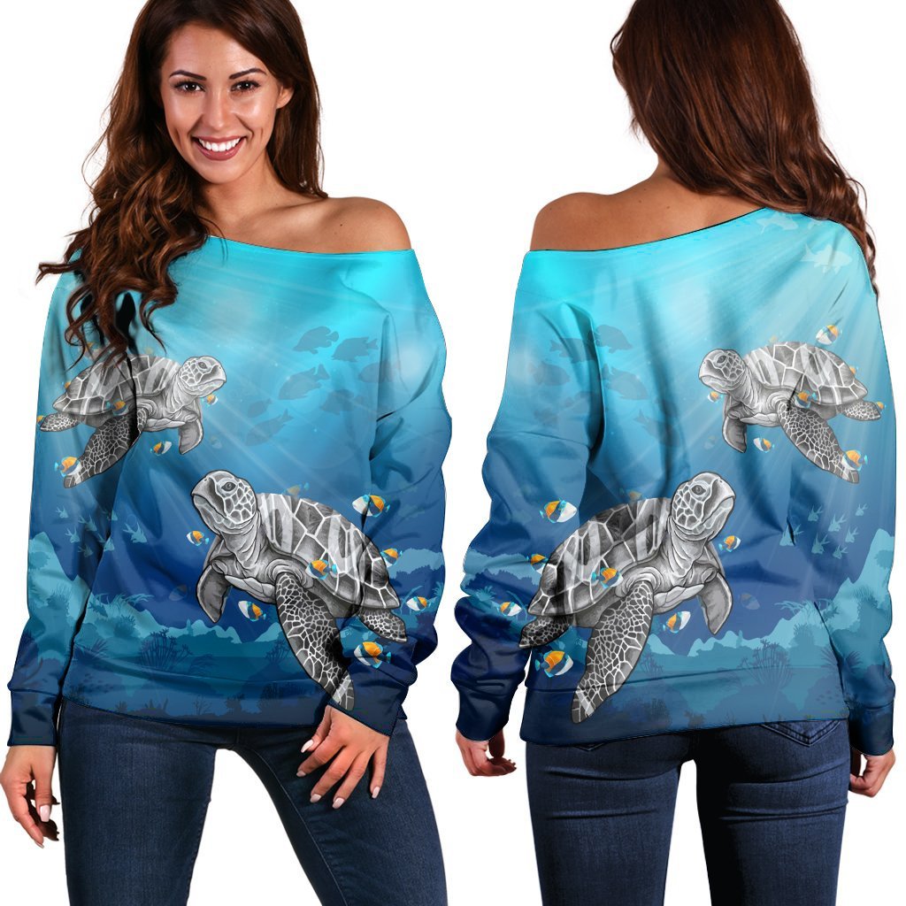 Hawaiian Turtle Swim With Fish In The Ocean Polynesian Women's Off Shoulder Sweater - AH Black - Polynesian Pride