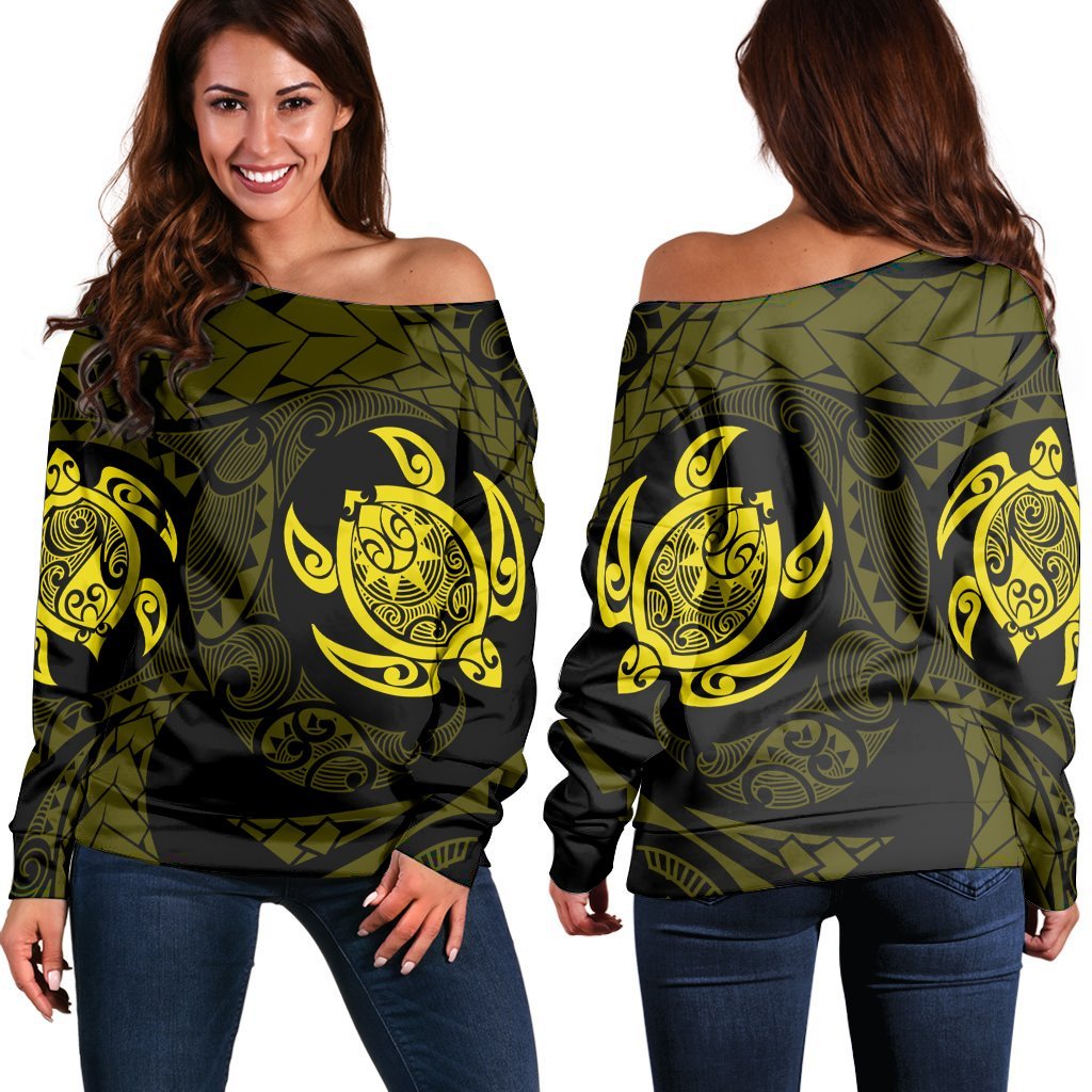 Hawaiian Two Turtle Polynesian Women's Off Shoulder Sweater Yellow AH Black - Polynesian Pride