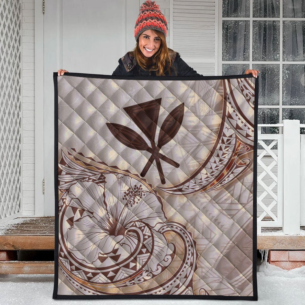 Hawaii Kanaka Maoli Premium Quilt - Hibiscus Flowers Vintage Style - Polynesian Pride