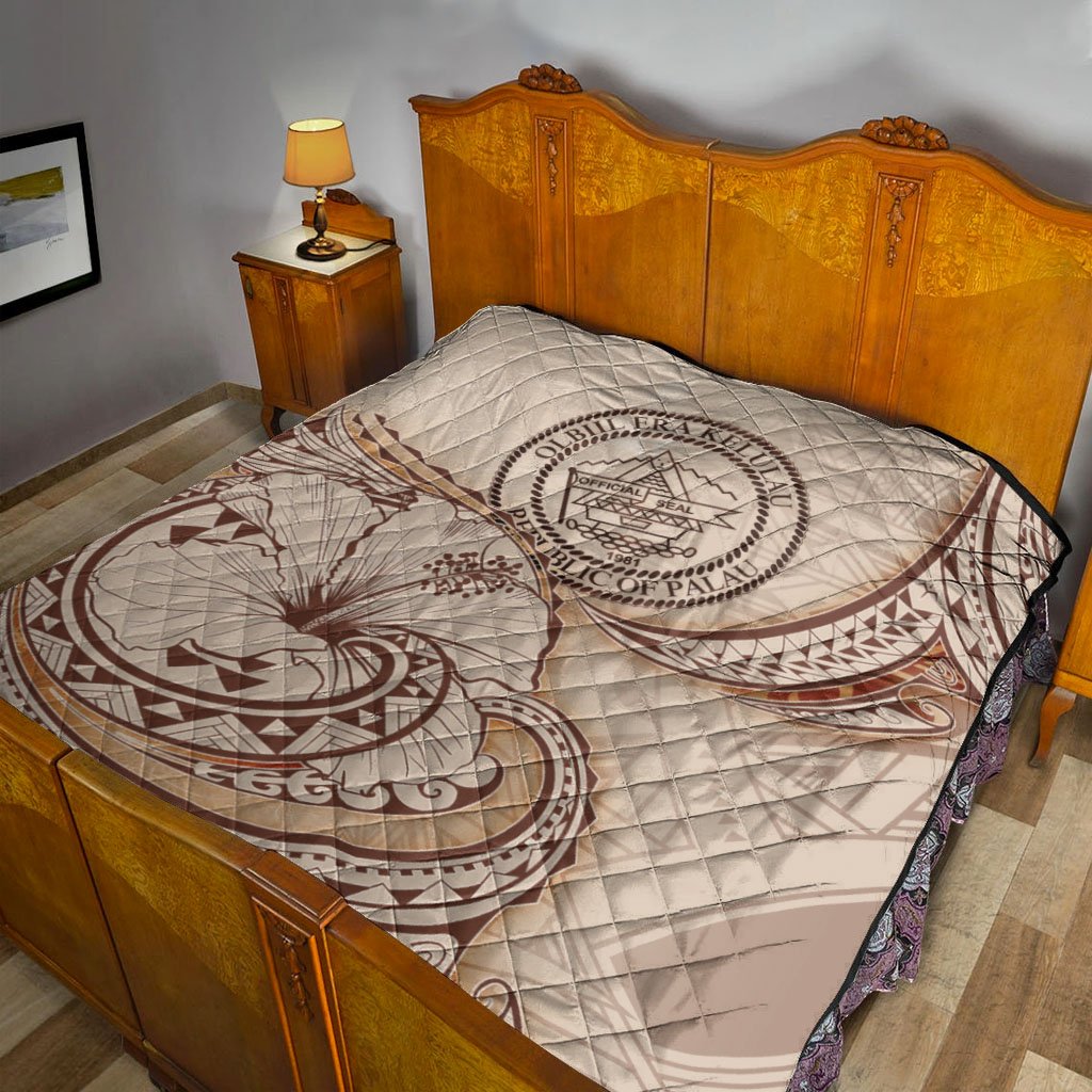 Palau Premium Quilt - Hibiscus Flowers Vintage Style - Polynesian Pride