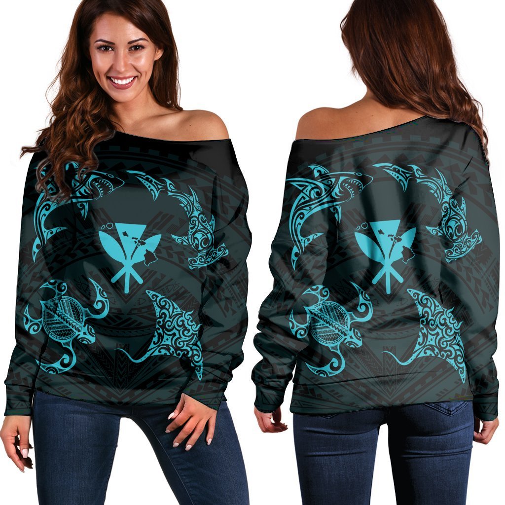 Polynesian Turtle Hammerhead Shark Ray Kanaka Hawaii Women's Off Shoulder Sweater Circle Blue - AH Black - Polynesian Pride