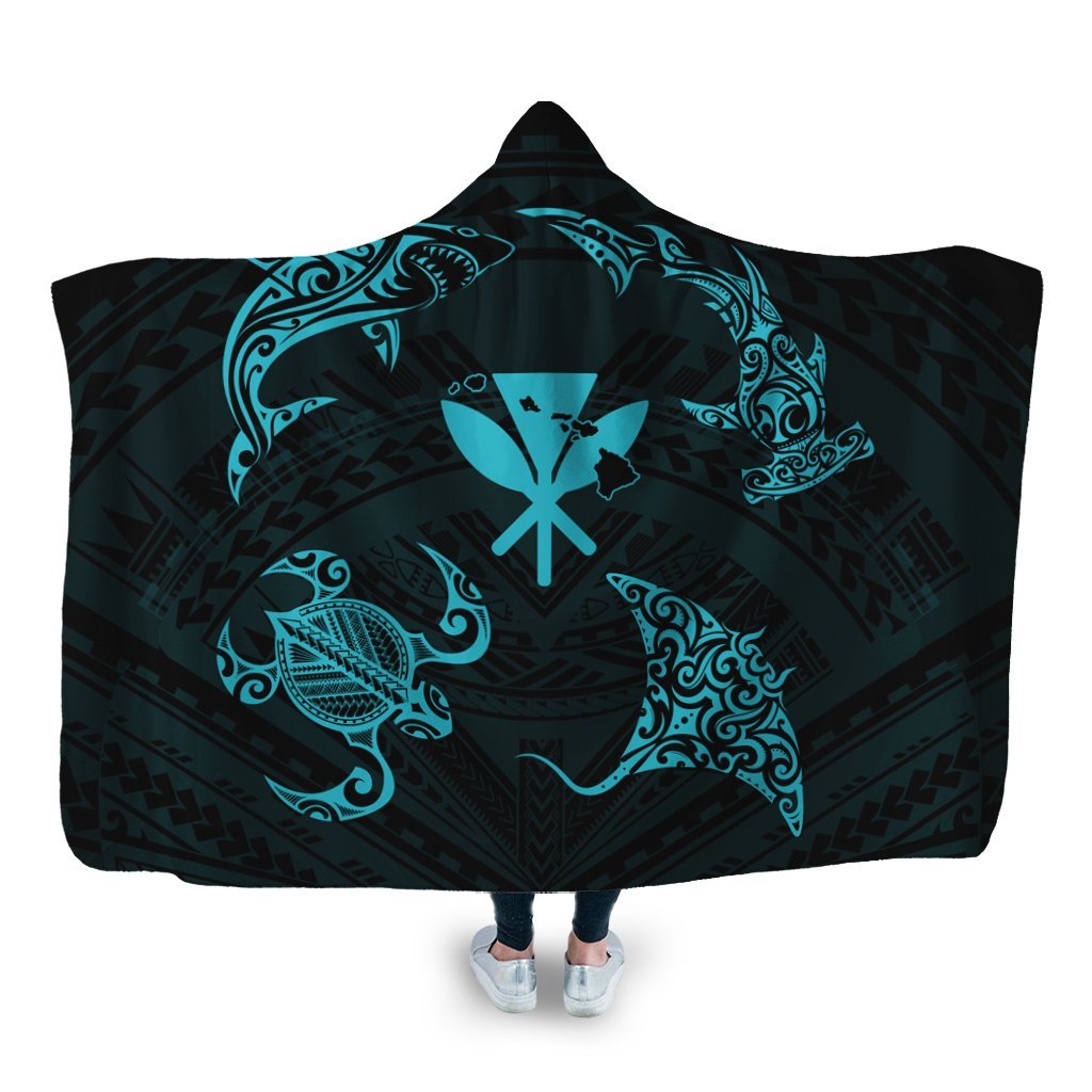 Polynesian Turtle Hammerhead Shark Ray Kanaka Hawaii Hooded Blanket Circle Blue - AH Hooded Blanket White - Polynesian Pride