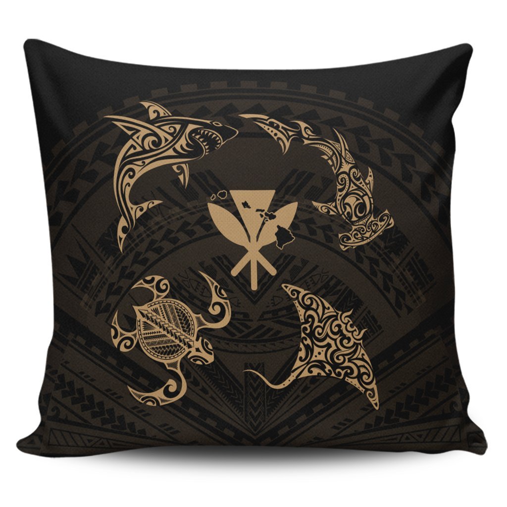 Polynesian Turtle Hammerhead Shark Ray Kanaka Hawaii Pillow Covers Circle Gold - AH Pillow Covers Black - Polynesian Pride