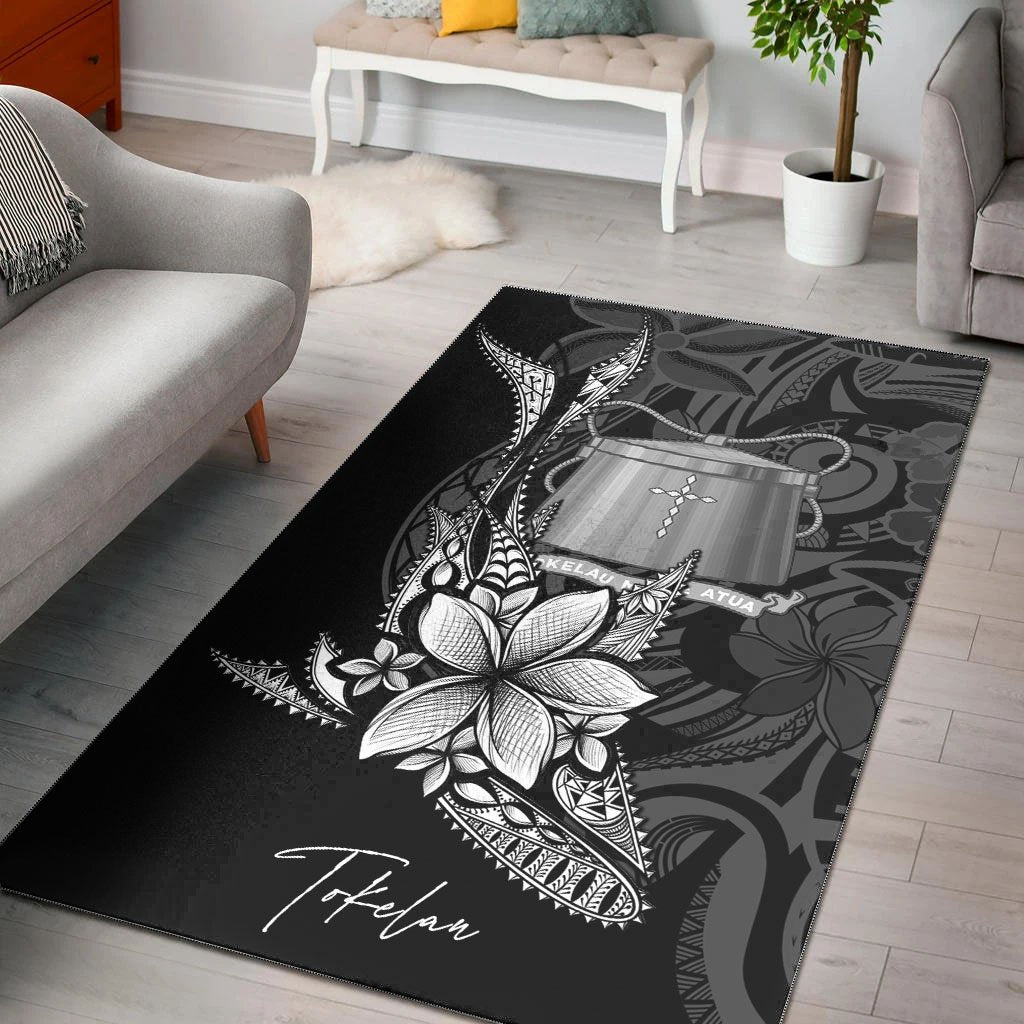 Tokelau Area Rug - Fish With Plumeria Flowers Style Black - Polynesian Pride