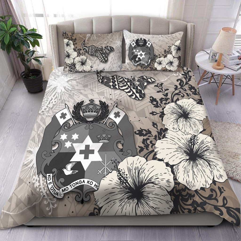 Tonga Bedding Set - Vintage Luxury Floral Style Nude - Polynesian Pride