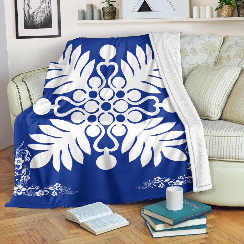 Hawaiian Quilt Maui Plant And Hibiscus Premium Blanket - White Blue - AH White - Polynesian Pride