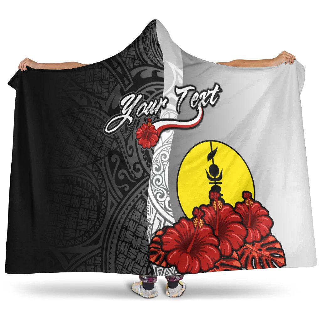 New Caledonia Polynesian Custom Personalised Hooded Blanket - Coat Of Arm With Hibiscus White Hooded Blanket White - Polynesian Pride