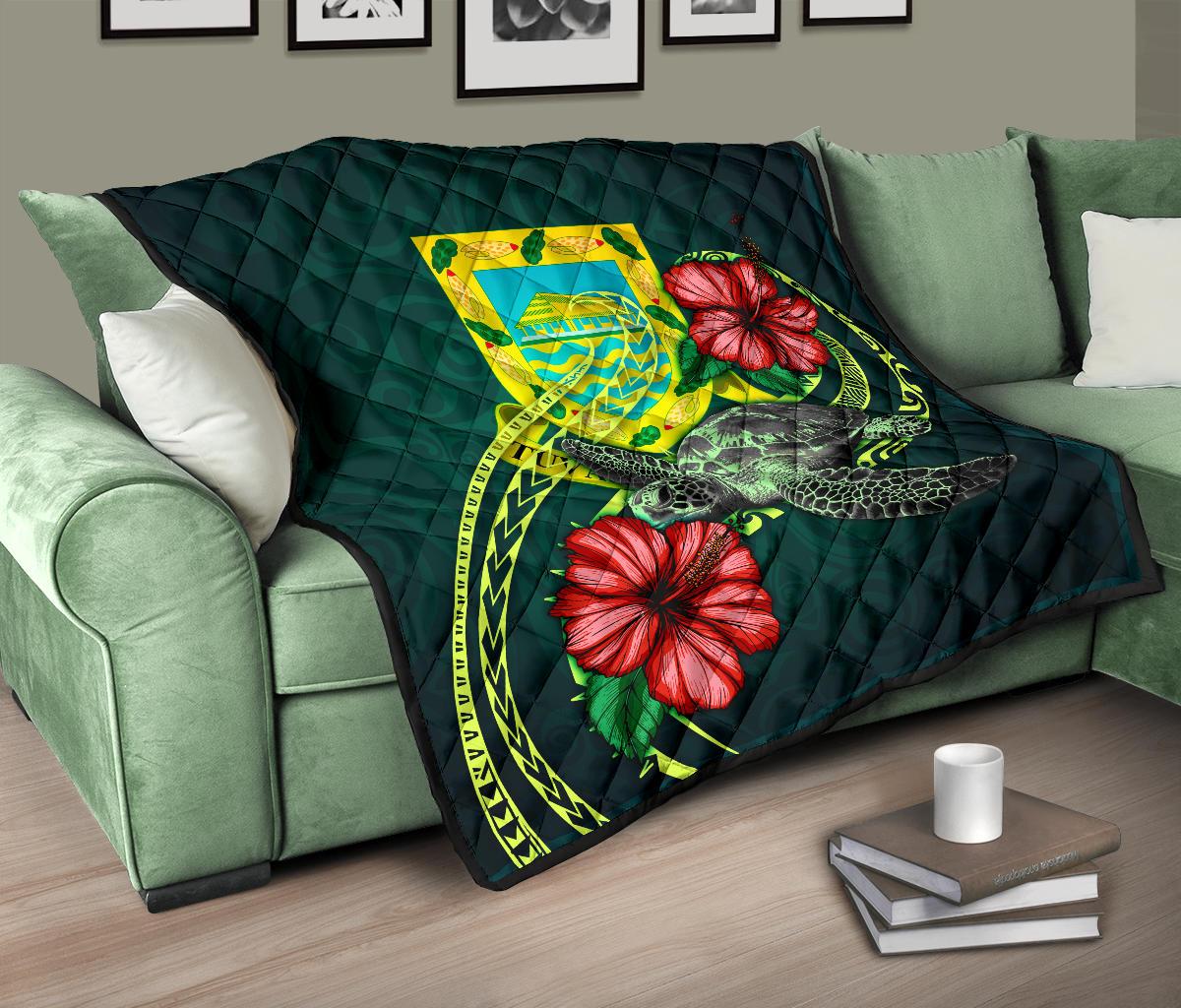 Tuvalu Polynesian Premium Quilt - Green Turtle Hibiscus - Polynesian Pride