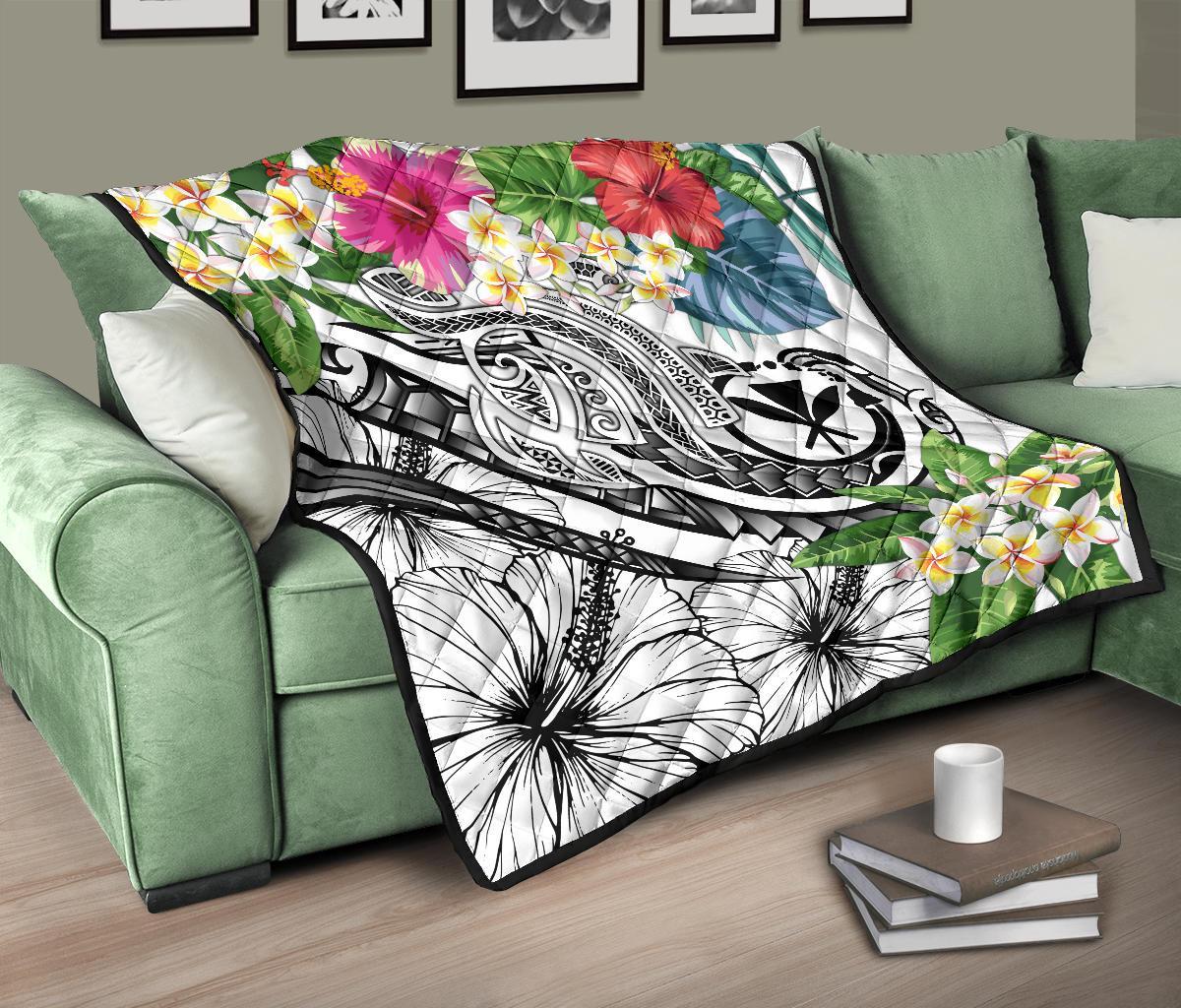 Polynesian Hawaii Kanaka Maoli Premium Quilt - Summer Plumeria (White) - Polynesian Pride