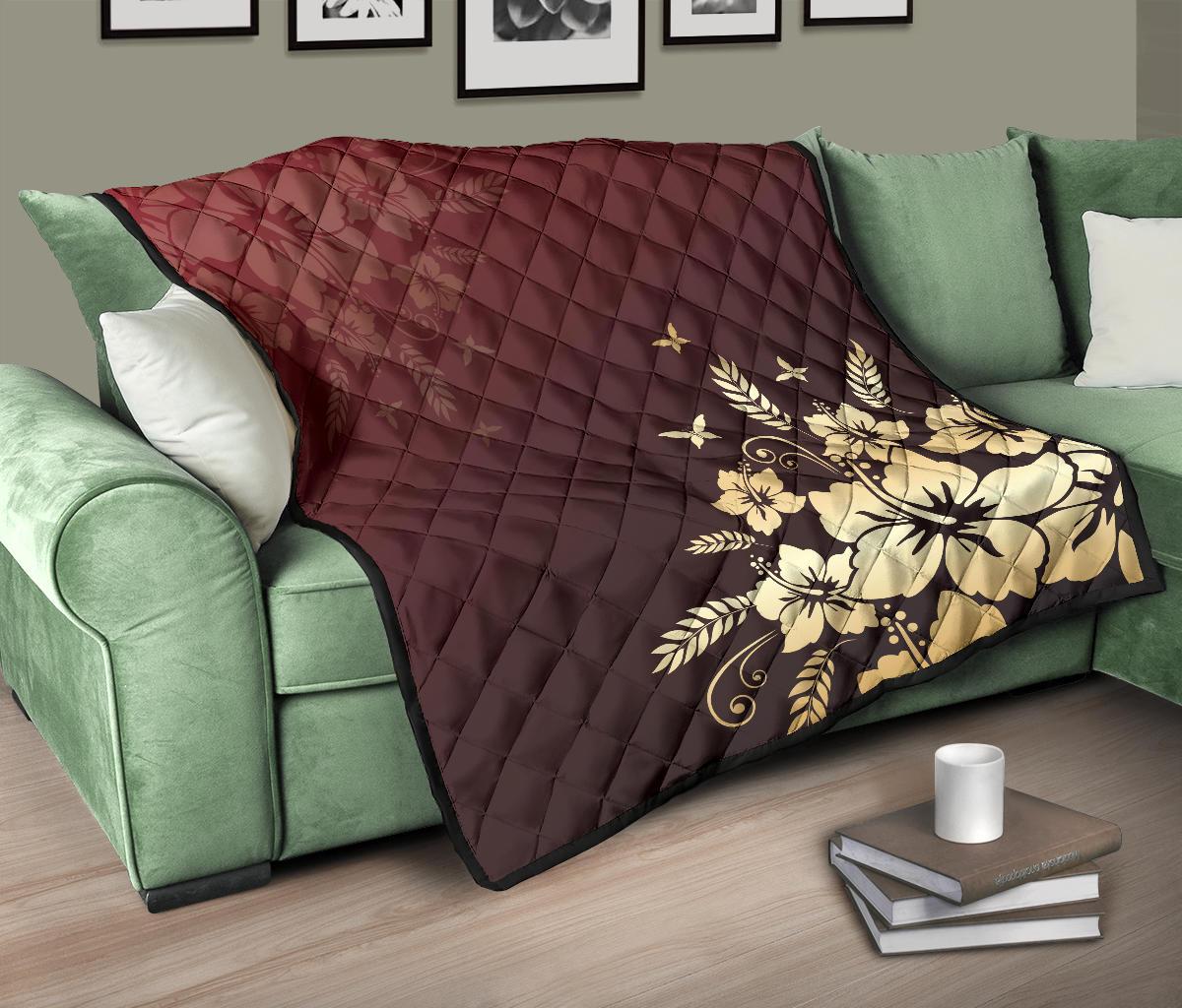 Golden Hibiscus Premium Quilt - Polynesian Pride