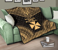 Wallis And Futuna Premium Quilt - Wallis And Futuna Coat Of Arms Polynesian Chief Gold Version - Polynesian Pride