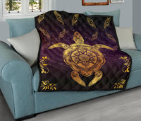 Turtle Golden Royal Premium Quilt - Polynesian Pride