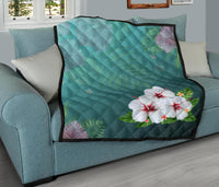 White Hibiscus Premium Quilt - Polynesian Pride