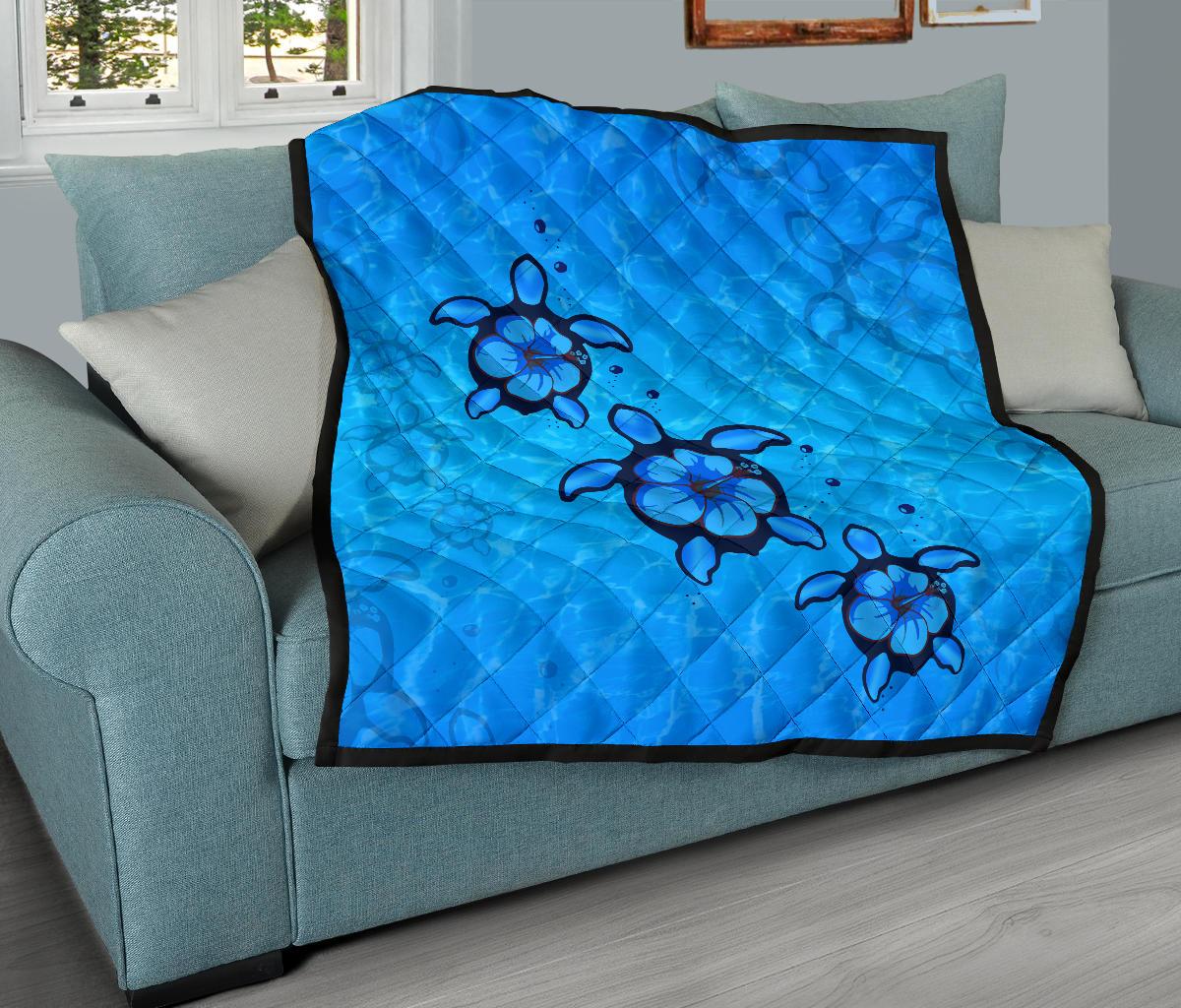 Turtle Hibiscus Swim In Sea Premium Quilt - Polynesian Pride
