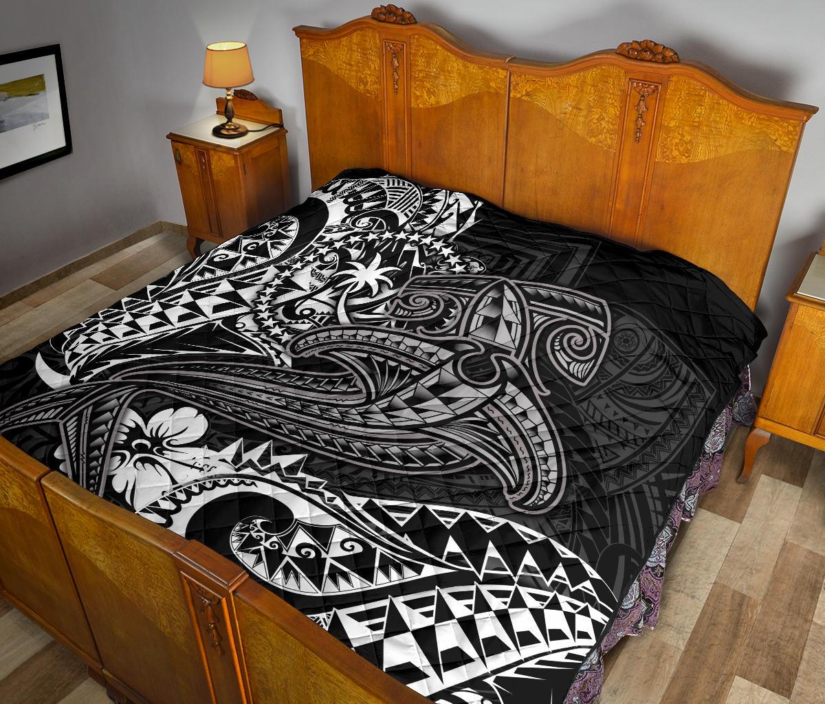 Chuuk Premium Quilt - White Shark Polynesian Tattoo - Polynesian Pride