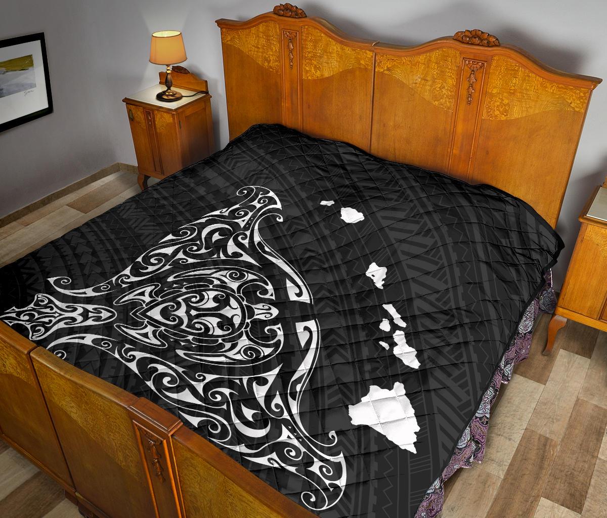 Rays Hawaii Map Polynesian Premium Quilt - White - Polynesian Pride