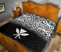 Hawaii Premium Quilt - White Kanaka Maoli Polynesian Tattoo & Black Frog - Polynesian Pride