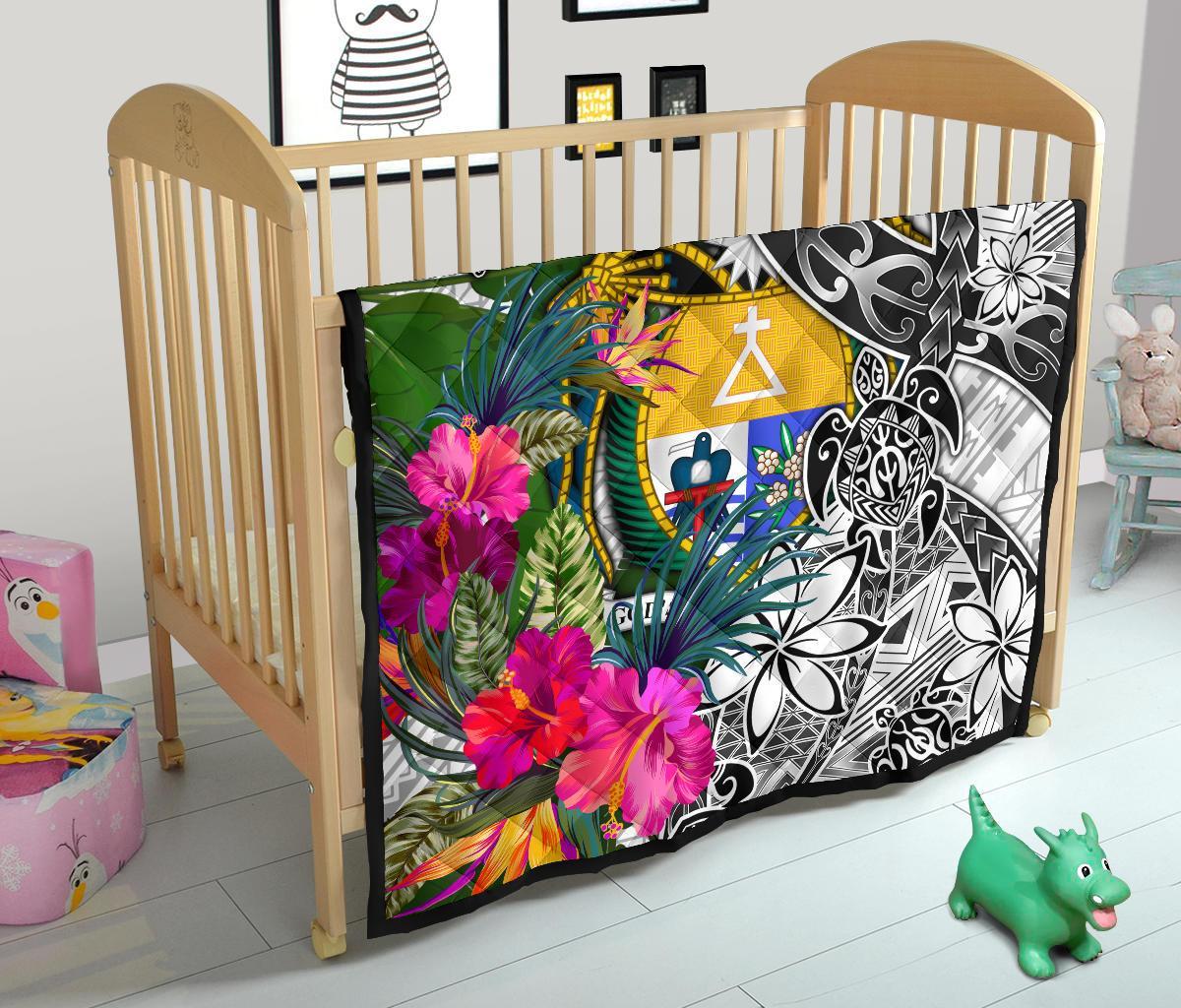 Nauru Premium Quilt White - Turtle Plumeria Banana Leaf Crest - Polynesian Pride