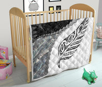 Paua Shell Maori Silver Fern Quilt White - Polynesian Pride