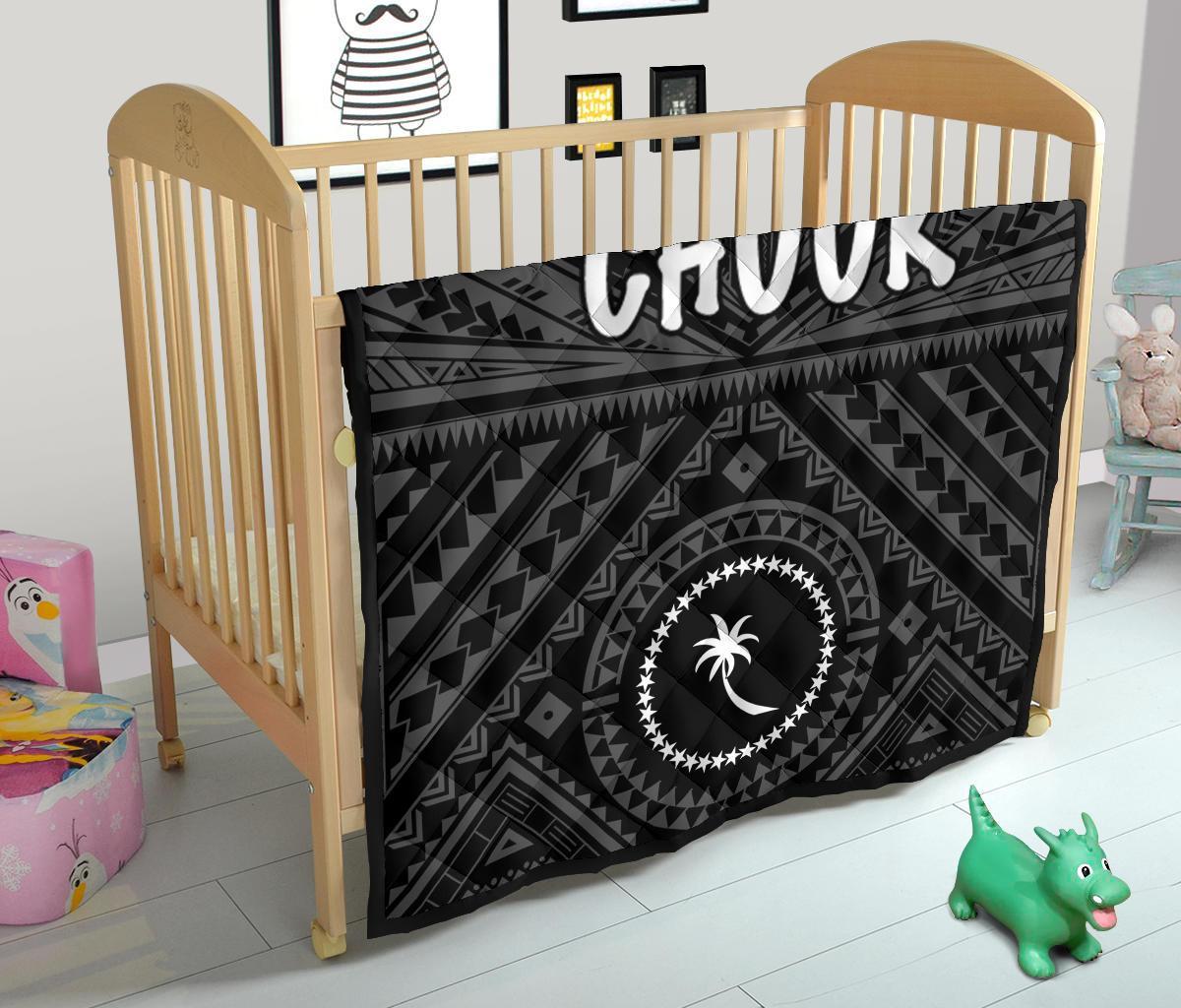 Chuuk Premium Quilt - Chuuk Seal With Polynesian Tattoo Style ( Black) - Polynesian Pride