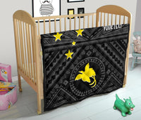 Papua New Guinea Personalised Premium Quilt - Flag With Polynesian Patterns (Black) - Polynesian Pride