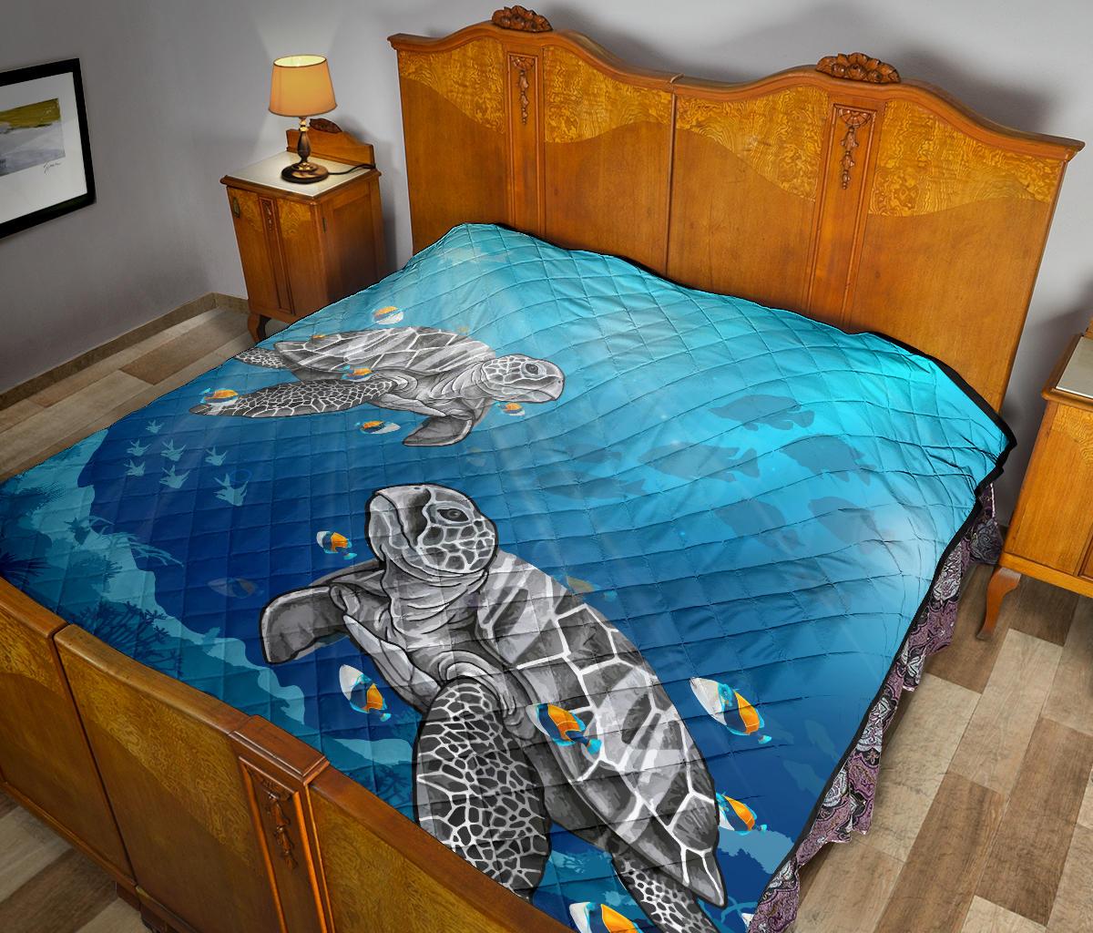 Turtle And Humuhumunukunukuapua'a Premium Quilt - Polynesian Pride