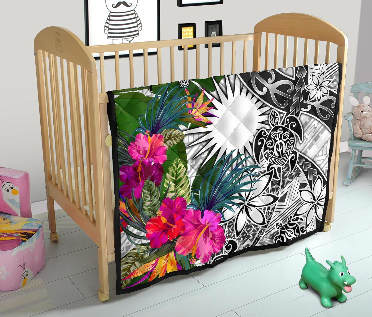 Marshall Islands Premium Quilt White - Turtle Plumeria Banana Leaf - Polynesian Pride