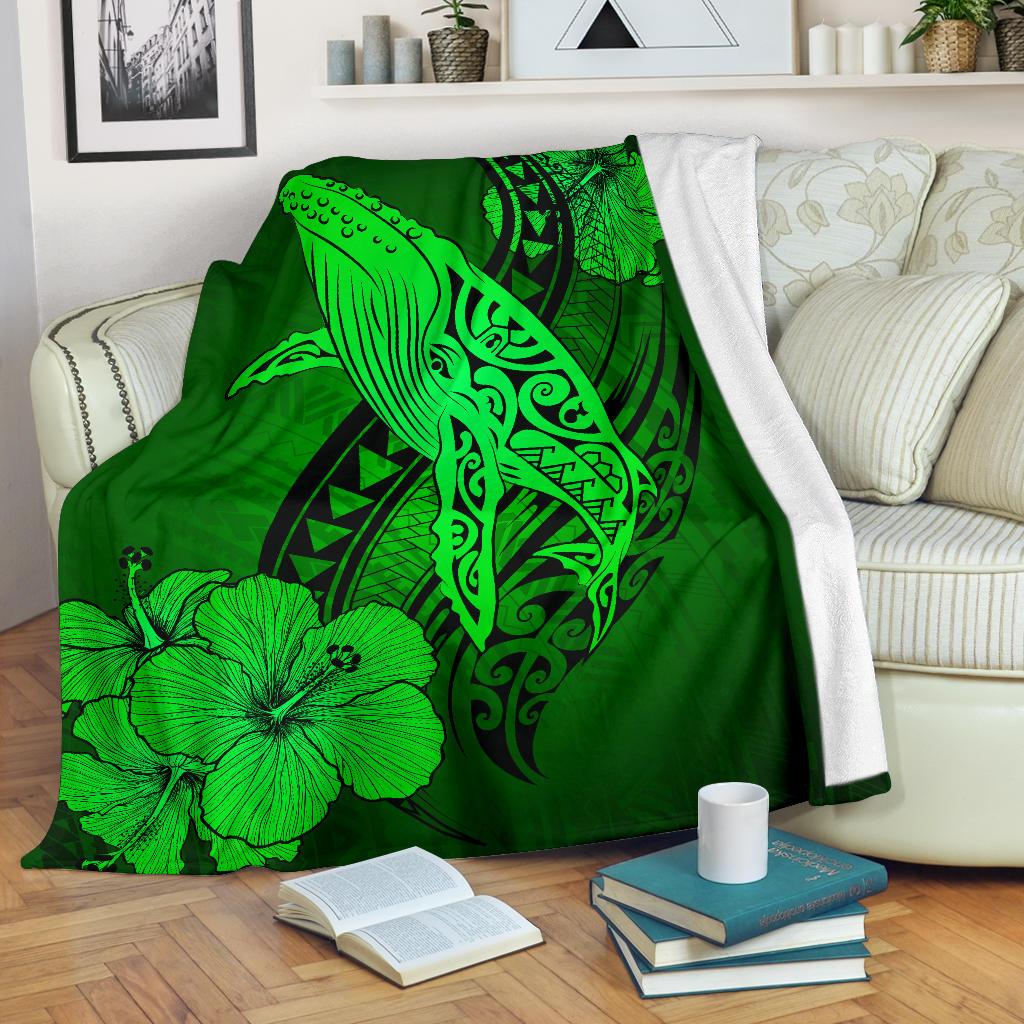 Hawaii Whale Swim Poly Green Premium Blanket White - Polynesian Pride