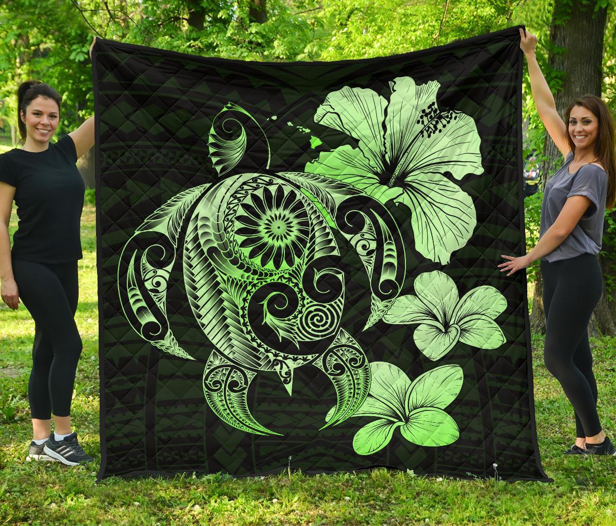 Hibiscus Plumeria Mix Polynesian Green Turtle Premium Quilt Green - Polynesian Pride