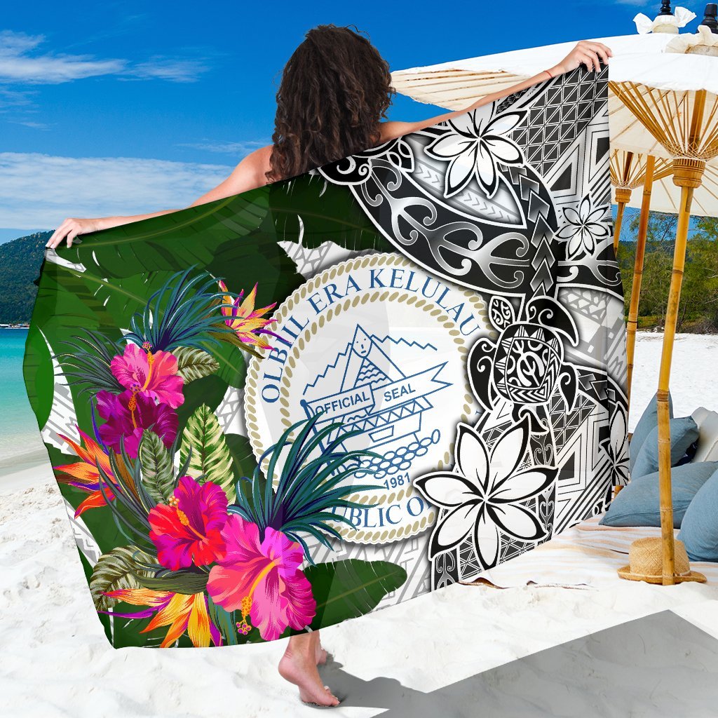 Palau Sarong White - Turtle Plumeria Banana Leaf Crest Sarong One Size White - Polynesian Pride