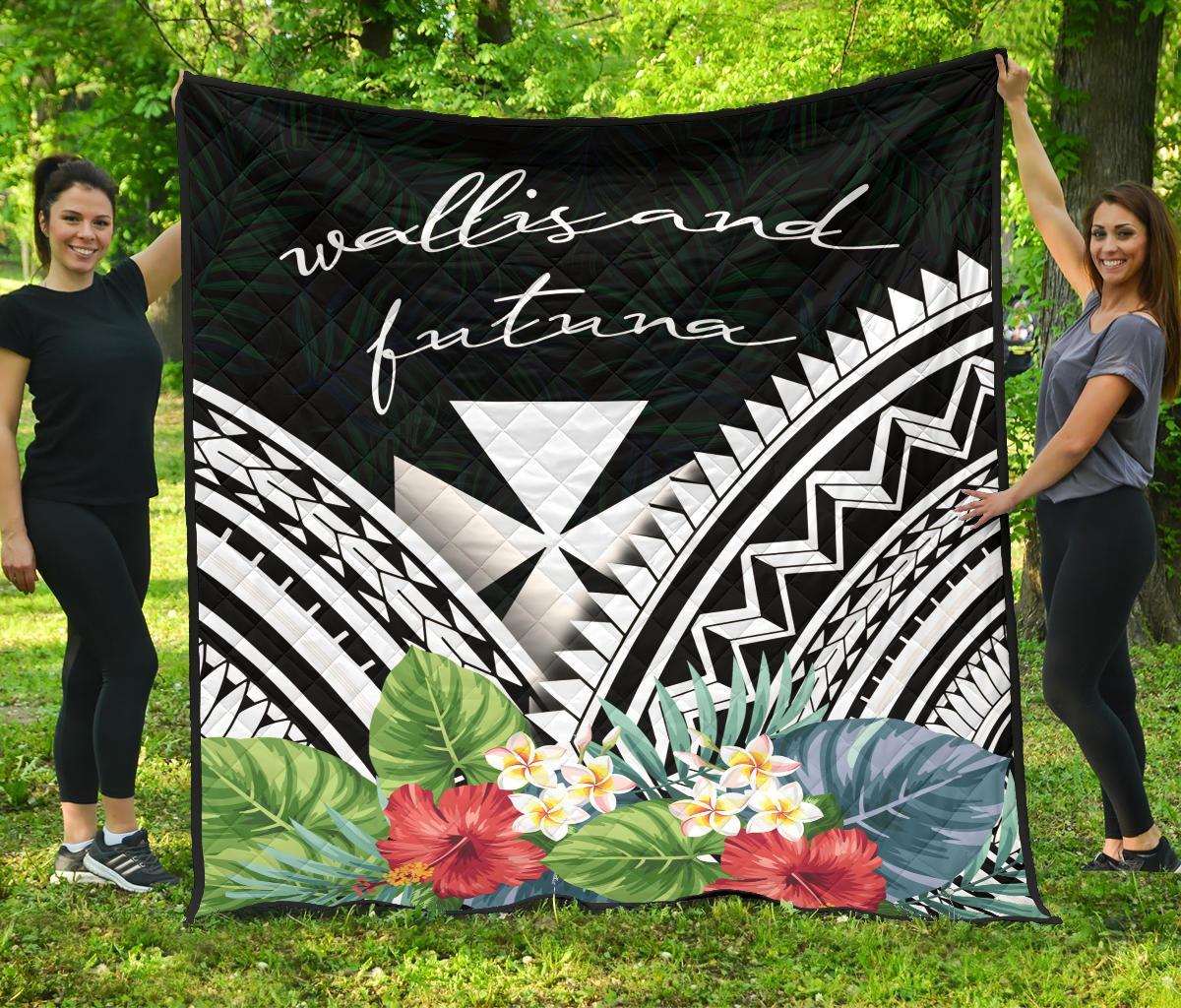 Wallis and Futuna Premium Quilt - Wallis and Futuna Coat of Arms & Polynesian Tropical Flowers White Black - Polynesian Pride