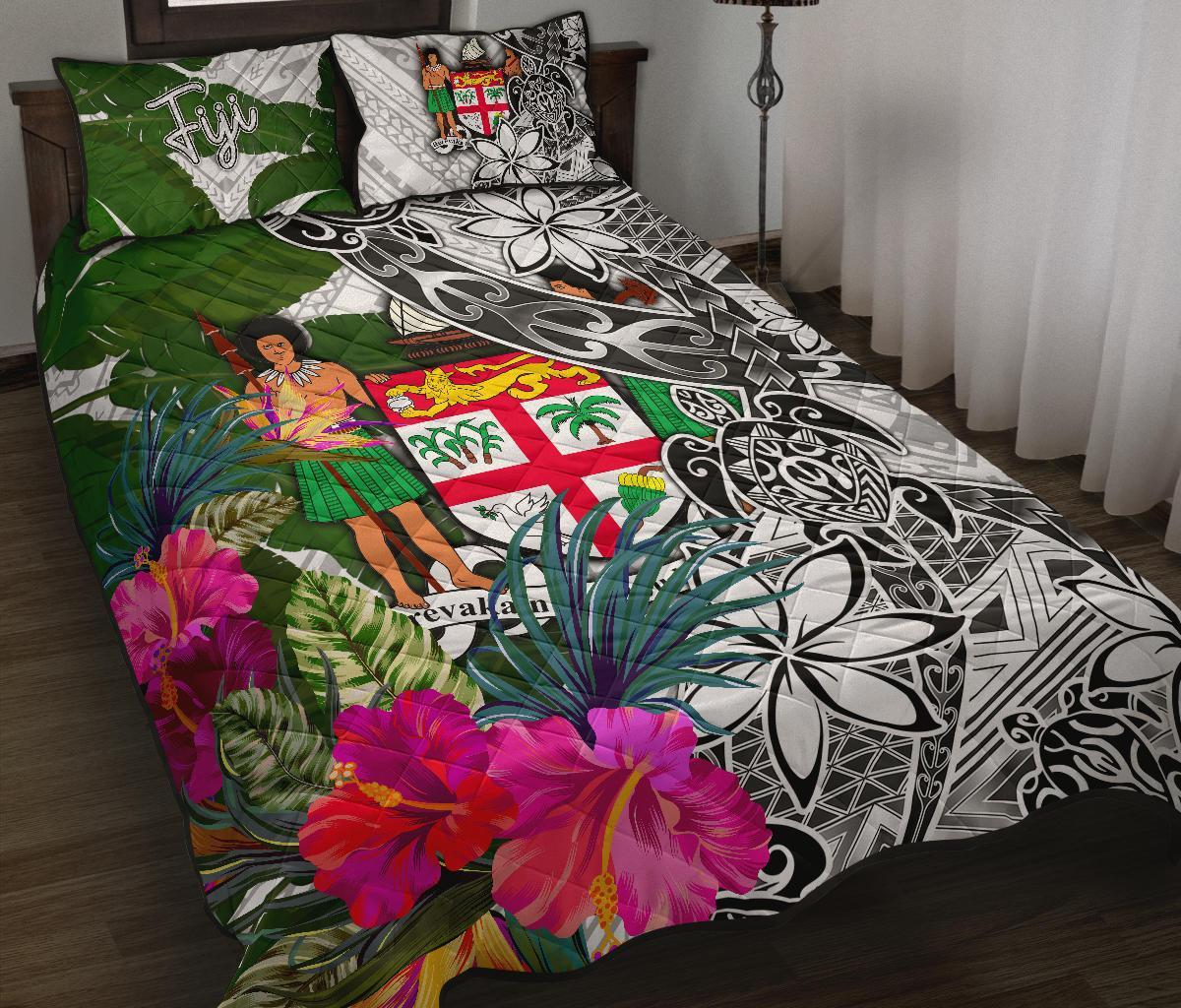 Fiji Quilt Bed Set White - Turtle Plumeria Banana Leaf Crest White - Polynesian Pride