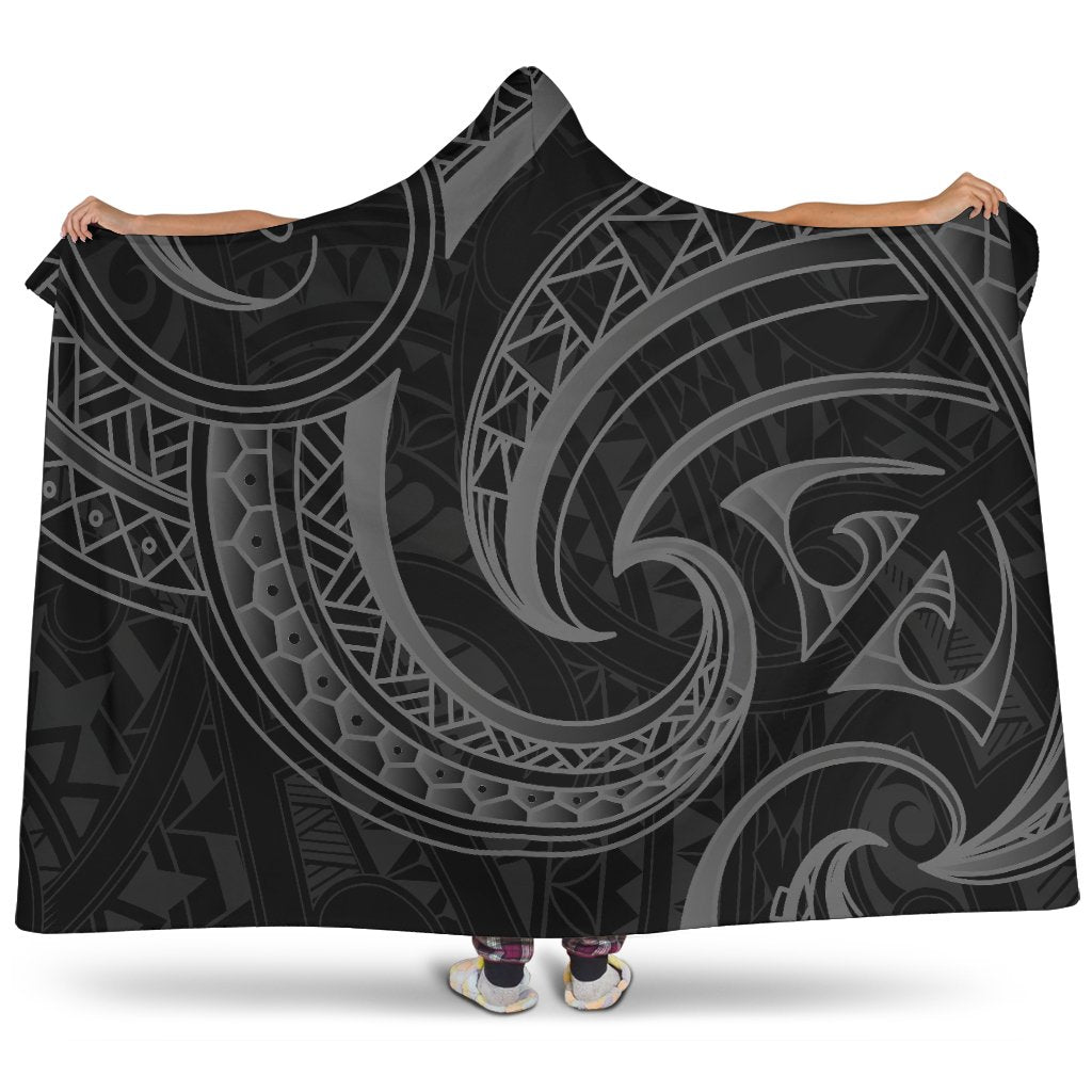 New Zealand Maori Mangopare Hooded Blanket Polynesian - Black Hooded Blanket Black - Polynesian Pride