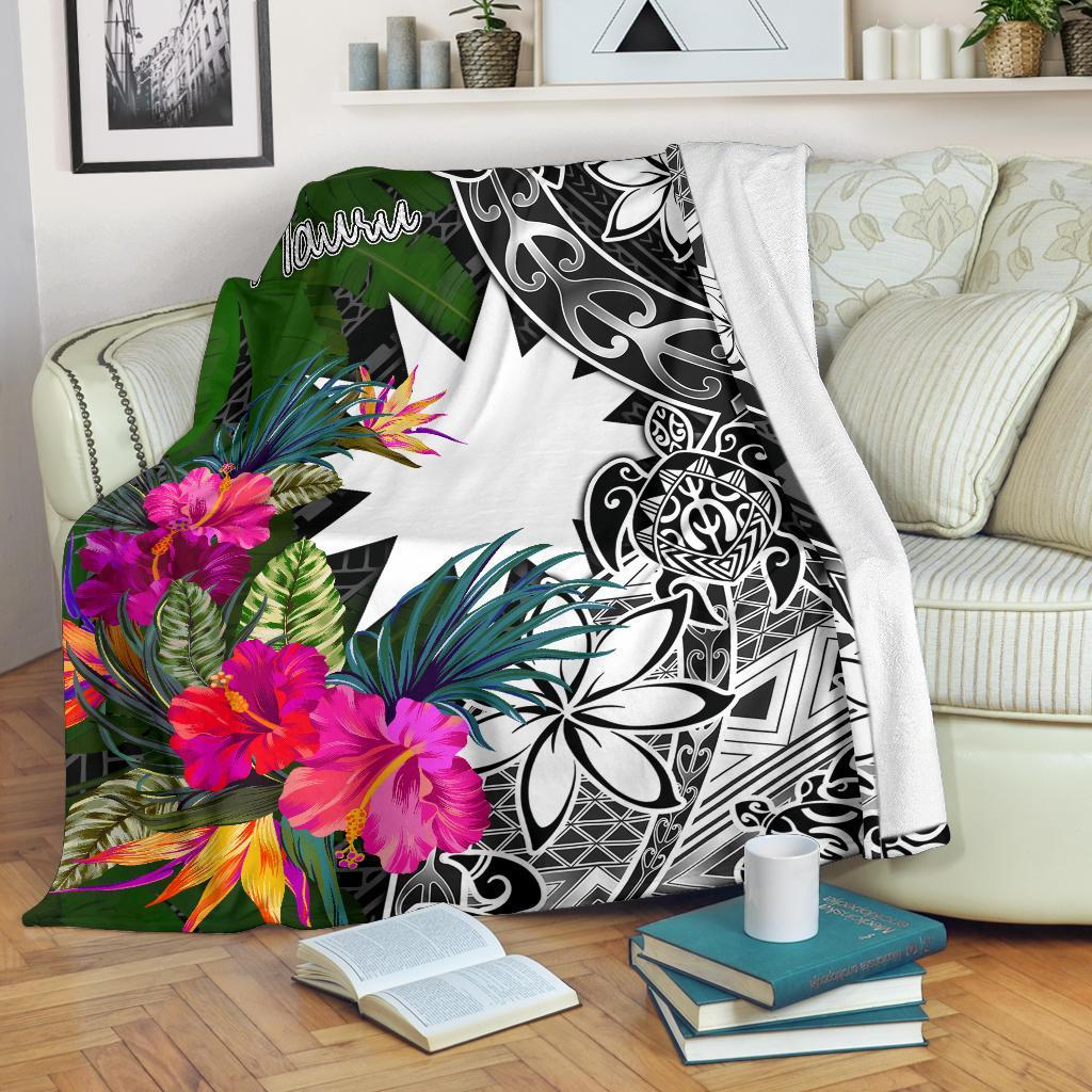 Nauru Premium Blanket - Turtle Plumeria Banana Leaf White - Polynesian Pride