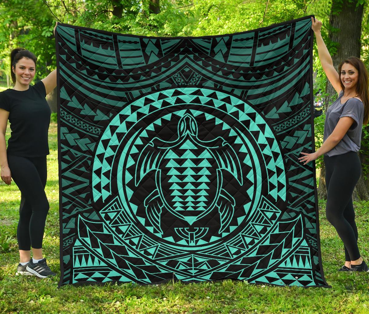 Hawaiian Kakau Honu Arc Turquoise Polynesian Premium Quilt Turquoise - Polynesian Pride