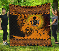 Cook Island Quilt Wave Gold Design Black - Polynesian Pride