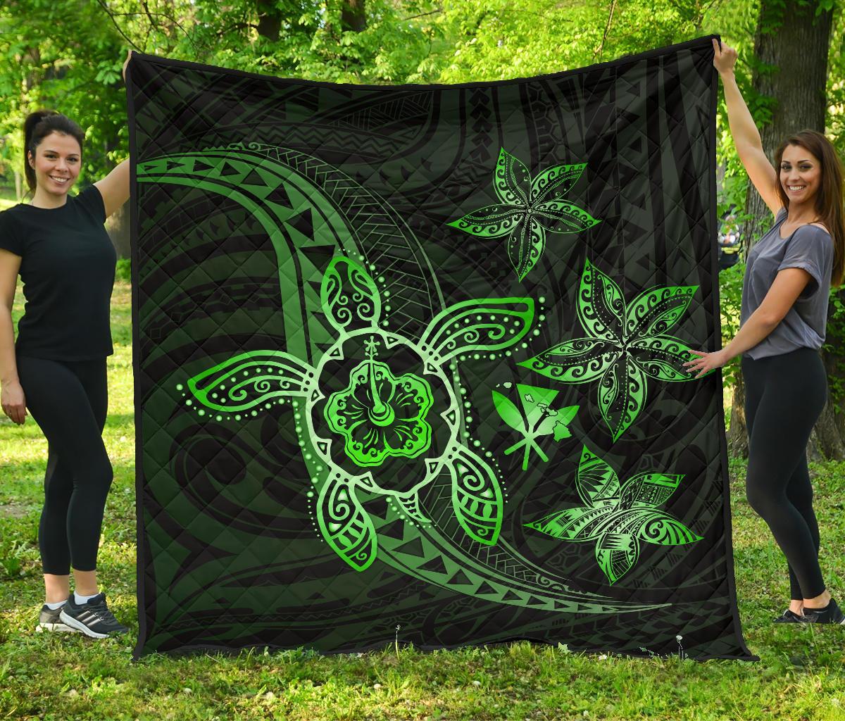 Kanaka Map Hibiscus Plumeria Turtle Art Green Polynesian Premium Quilt Green - Polynesian Pride