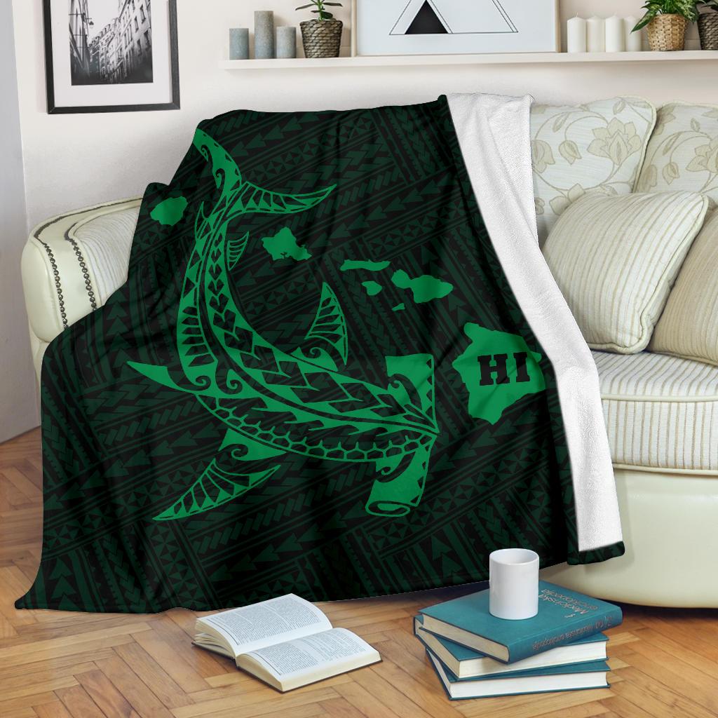 Hawaii Shark Green Polynesian Premium Blanket White - Polynesian Pride