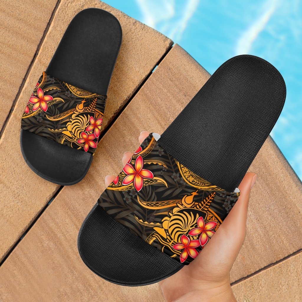 New Caledonia Slide Sandals - Gold Plumeria Black - Polynesian Pride