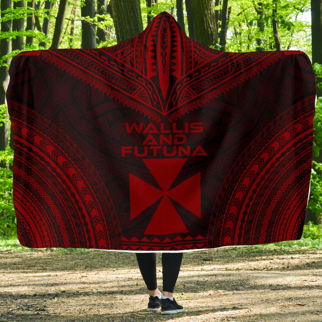 Wallis And Futuna Polynesian Chief Hooded Blanket - Red Version Hooded Blanket Red - Polynesian Pride