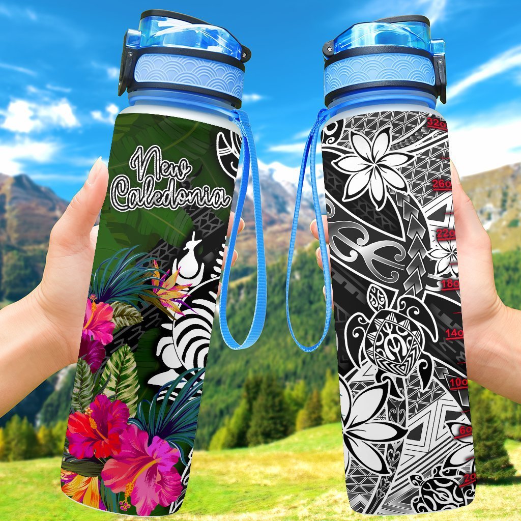 New Caledonia Hydro Tracking Bottle - Turtle Plumeria Banana Leaf Crest Hydro Tracking Bottle 32oz Large Black - Polynesian Pride