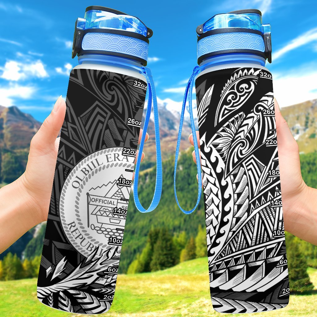 Palau Hydro Tracking Bottle - Wings Style Hydro Tracking Bottle - Palau 32oz Large Black - Polynesian Pride