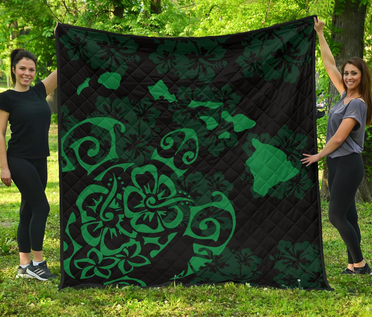 Turtle Hibiscus Map Green Premium Quilt Green - Polynesian Pride