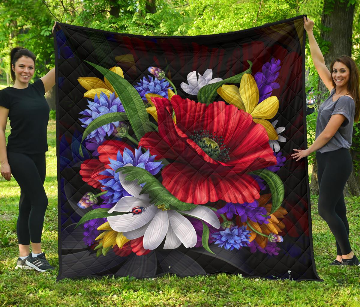 Blooming Flower Premium Quilt Black - Polynesian Pride