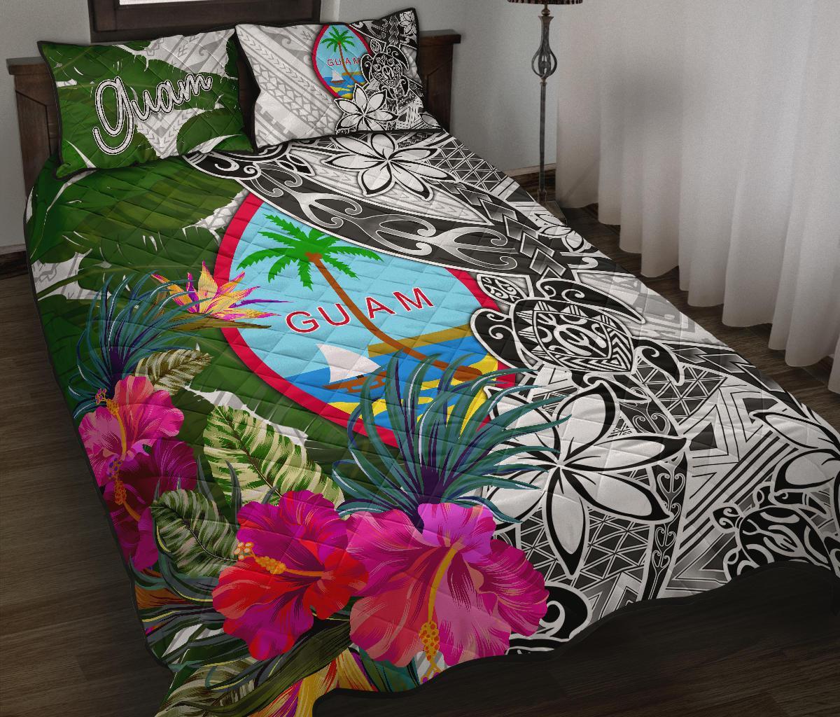 Guam Quilt Bed Set White - Turtle Plumeria Banana Leaf White - Polynesian Pride