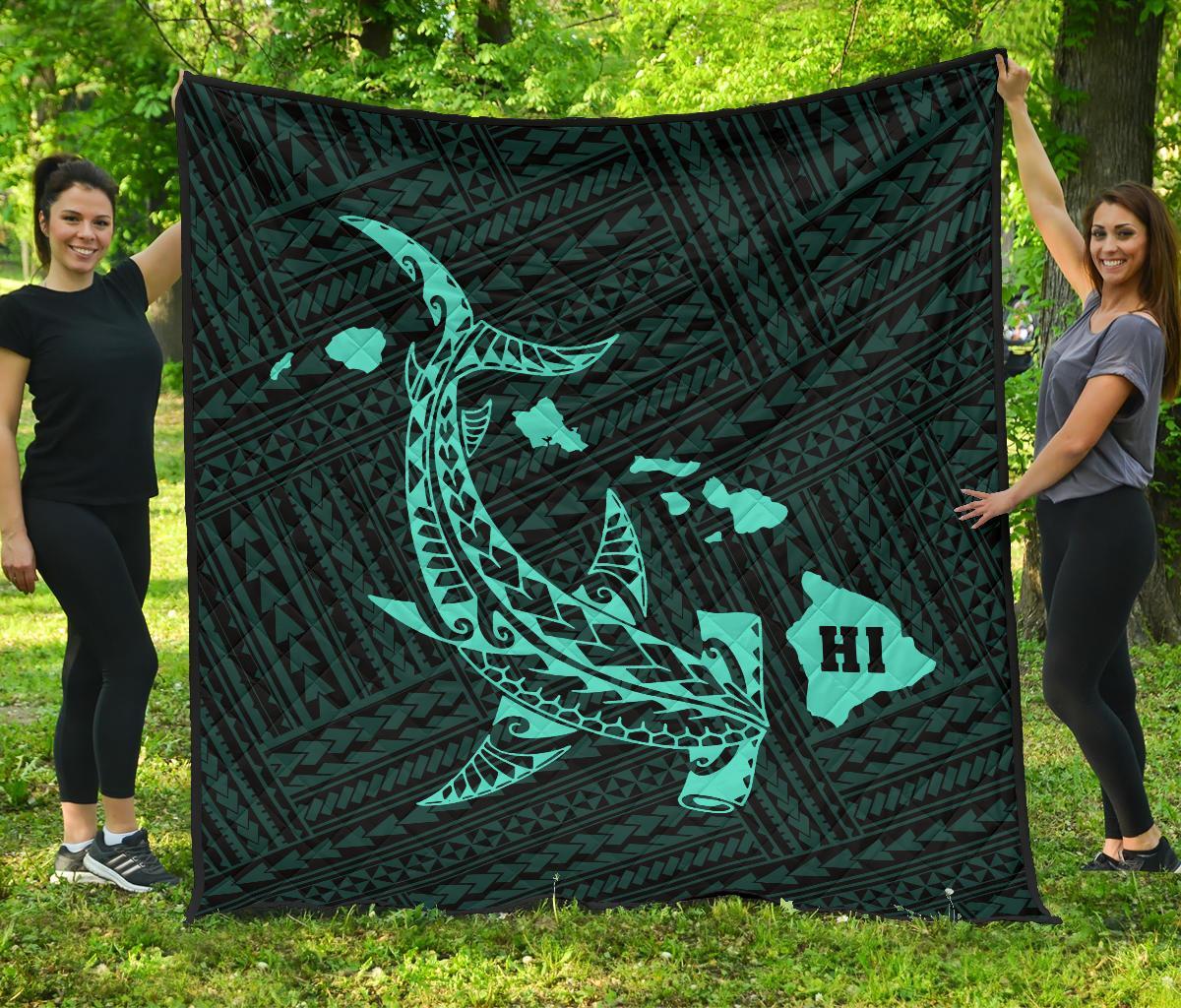 Hawaii Shark Turquoise Polynesian Premium Quilt Turquoise - Polynesian Pride