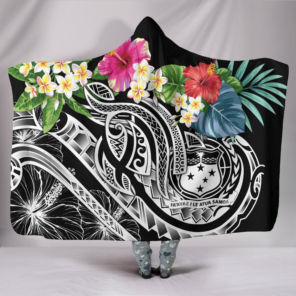 Polynesian Samoa Hooded Blanket - Summer Plumeria (Black) Hooded Blanket Black - Polynesian Pride