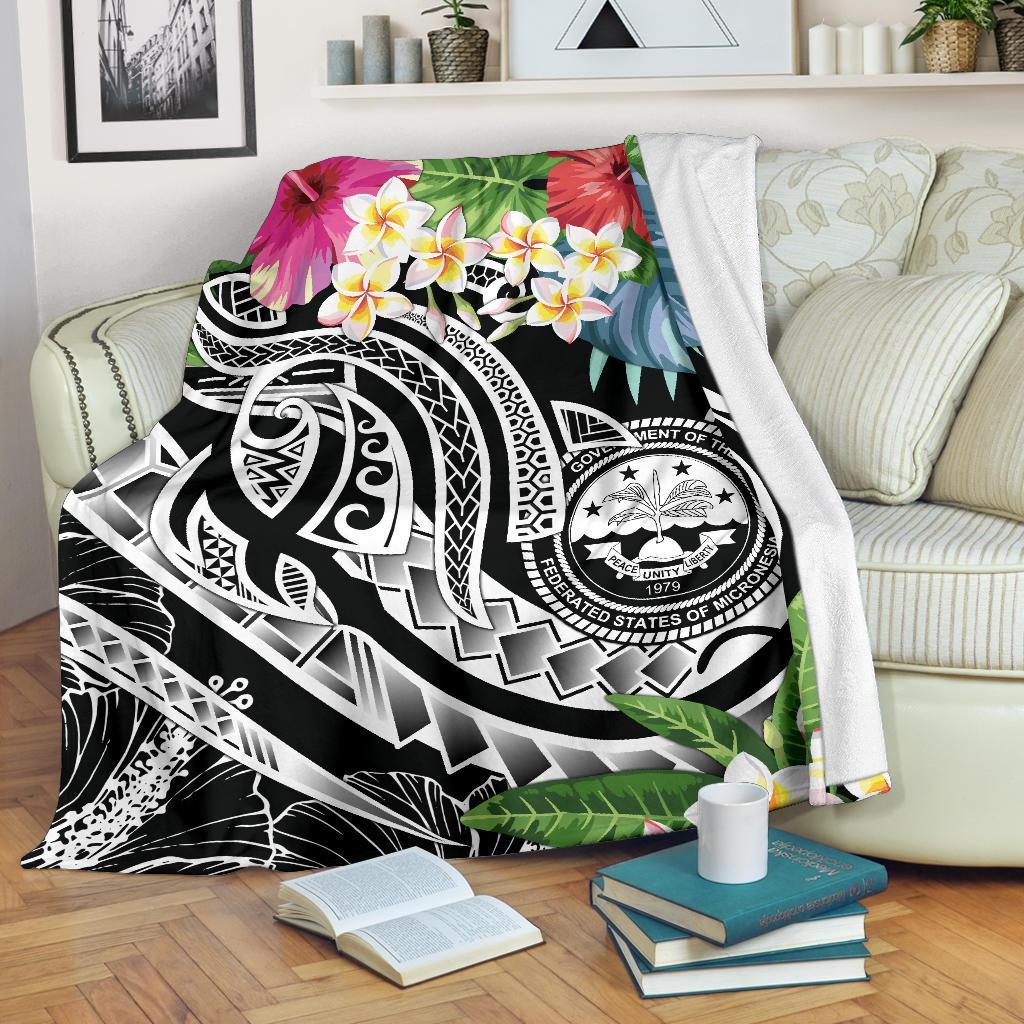 FSM Polynesian Premium Blanket - Summer Plumeria (Black) White - Polynesian Pride