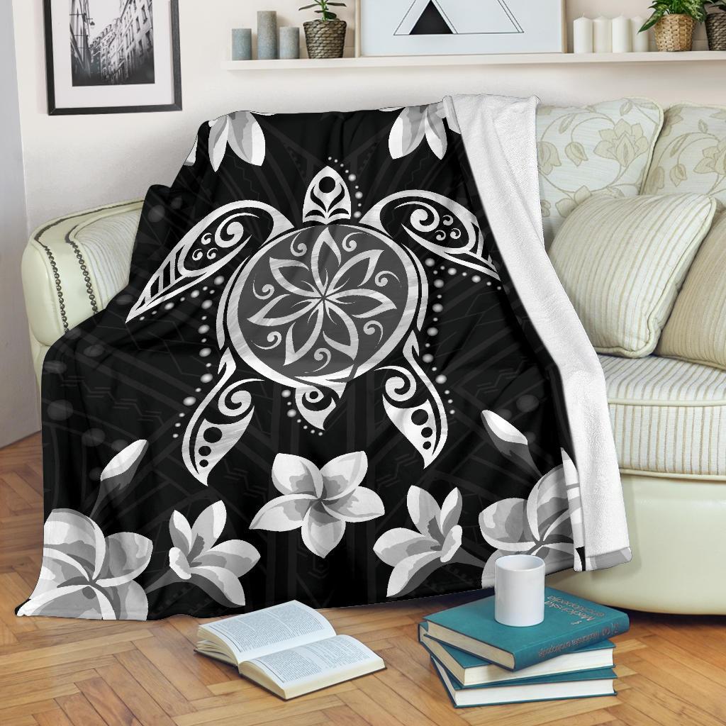 Hawaiian Silver Turtle Plumeria Blanket White - Polynesian Pride