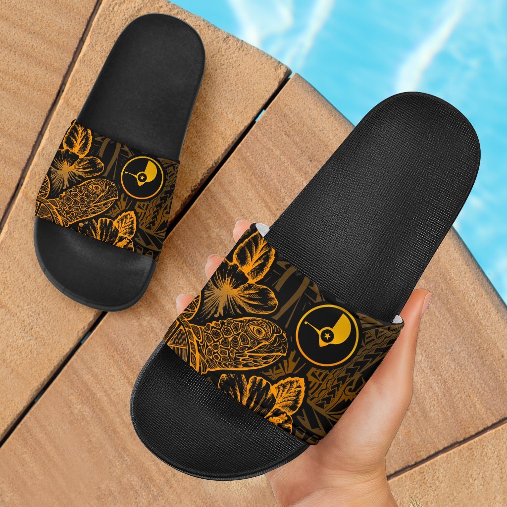 Yap Sandals - Turtle Hibiscus Pattern Gold Black - Polynesian Pride